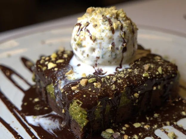Pistachio brownie